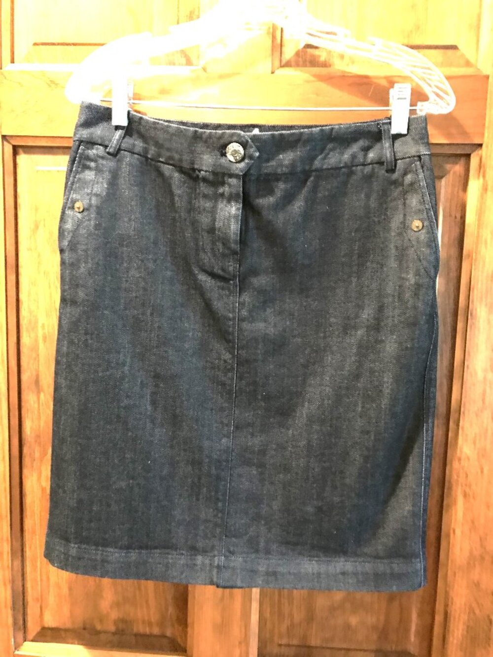 J. CREW DENIM SKIRT, SIZE 6, DARK BLUE/BLACK